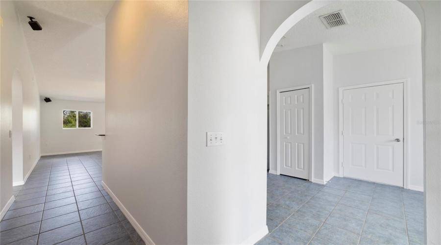 DAVENPORT, Florida 33896, 3 Bedrooms Bedrooms, ,2 BathroomsBathrooms,Residential,For Sale,PARADISE WOODS,0,MFRO6387989