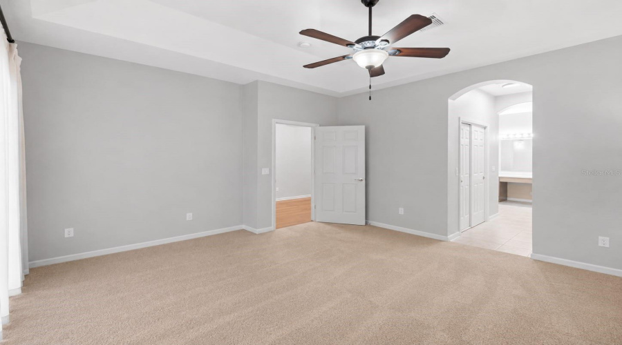 Photos edited to remove tenants belongings