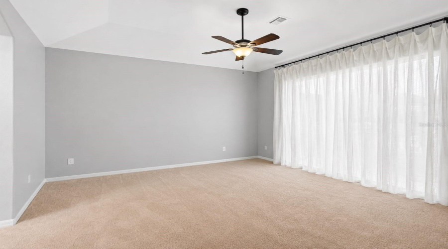 Photos edited to remove tenants belongings