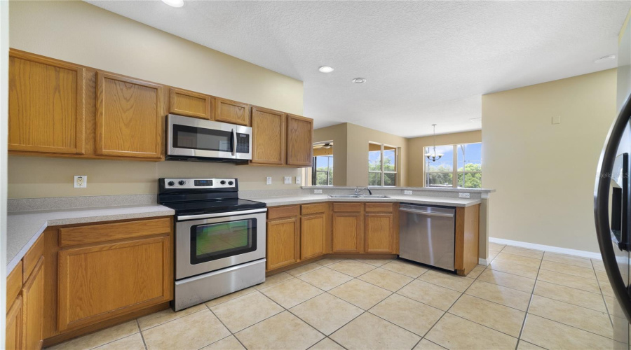 DAVENPORT, Florida 33837, 4 Bedrooms Bedrooms, ,3 BathroomsBathrooms,Residential,For Sale,WILDFLOWER,0,MFRO6425697