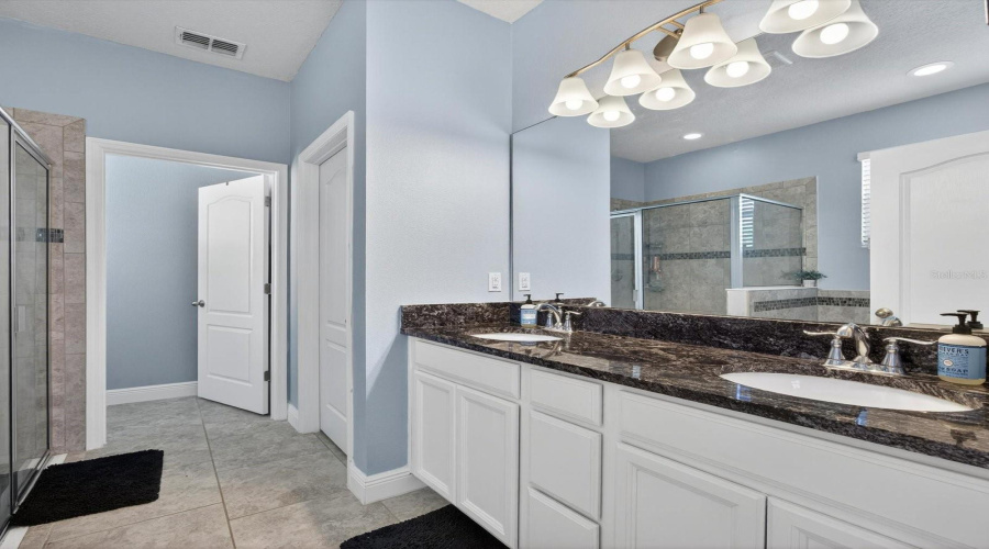 DAVENPORT, Florida 33837, 3 Bedrooms Bedrooms, ,2 BathroomsBathrooms,Residential,For Sale,WHIRLAWAY,0,MFRO6425563