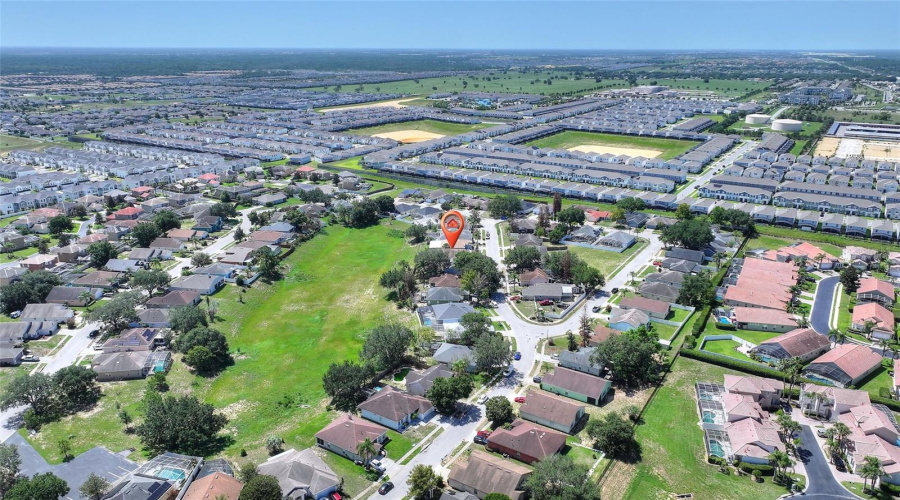 DAVENPORT, Florida 33897, 3 Bedrooms Bedrooms, ,2 BathroomsBathrooms,Residential,For Sale,BERWICK DR,0,MFRS5153846