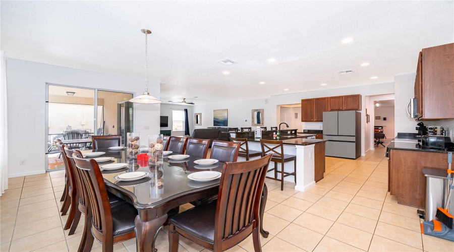 Kitchen & Nook 3