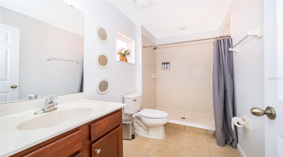 En-suite 2