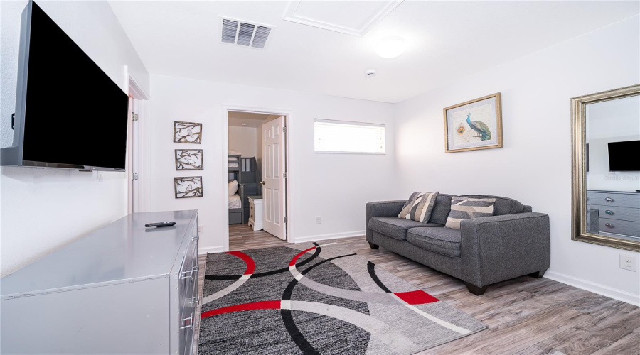 Loft 1