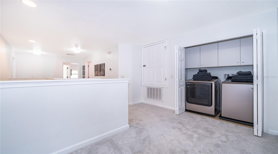 Laundry/Hallway