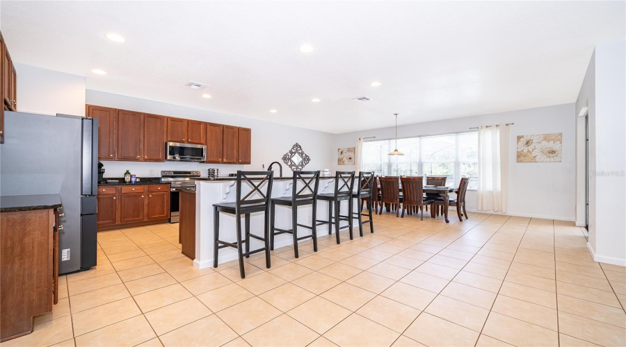 Kitchen & Nook 1