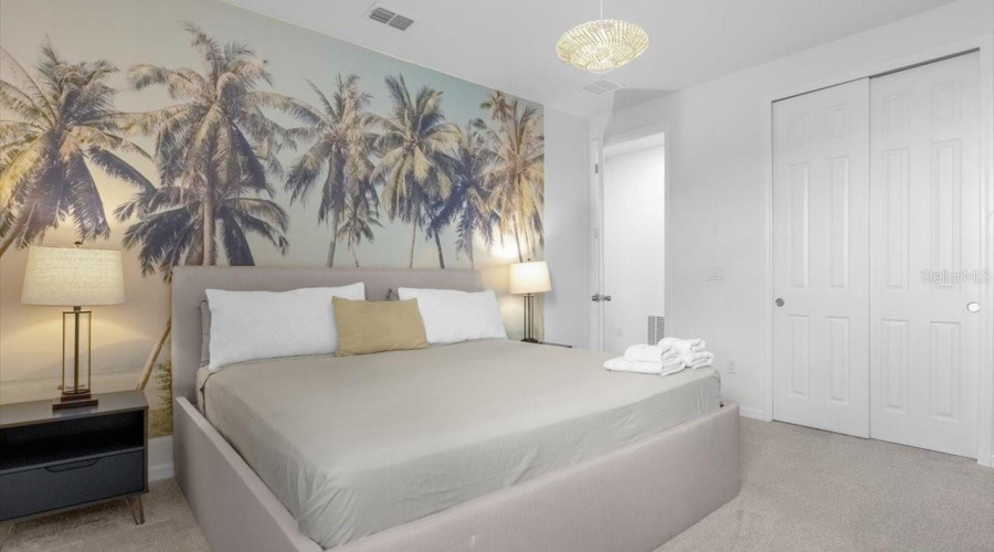 KISSIMMEE, Florida 34747, 9 Bedrooms Bedrooms, ,6 BathroomsBathrooms,Residential,For Sale,TROPICAL PALMS,0,MFRO6425706