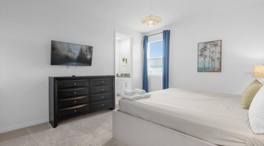 KISSIMMEE, Florida 34747, 9 Bedrooms Bedrooms, ,6 BathroomsBathrooms,Residential,For Sale,TROPICAL PALMS,0,MFRO6425706