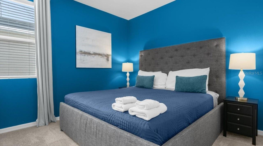KISSIMMEE, Florida 34747, 9 Bedrooms Bedrooms, ,6 BathroomsBathrooms,Residential,For Sale,TROPICAL PALMS,0,MFRO6425706