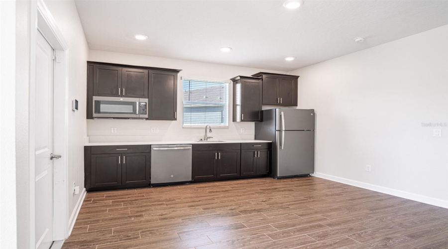 DAVENPORT, Florida 33837, 6 Bedrooms Bedrooms, ,4 BathroomsBathrooms,Residential,For Sale,BRUNSWICK,0,MFRS5153137