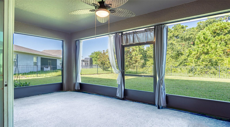 DAVENPORT, Florida 33837, 6 Bedrooms Bedrooms, ,4 BathroomsBathrooms,Residential,For Sale,BRUNSWICK,0,MFRS5153137