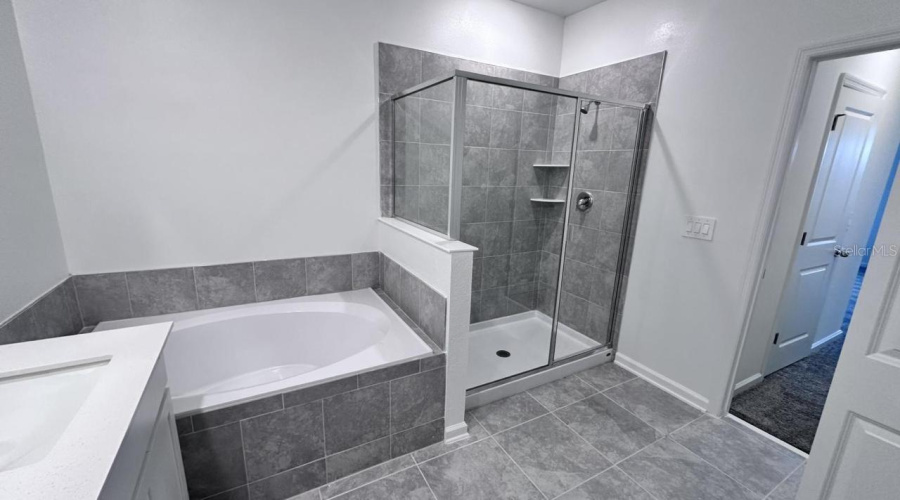Principal bathroom
