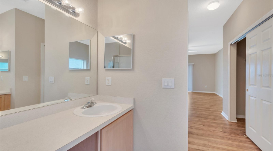 DAVENPORT, Florida 33896, 5 Bedrooms Bedrooms, ,4 BathroomsBathrooms,Residential,For Sale,WINDSOR,0,MFRO6424888