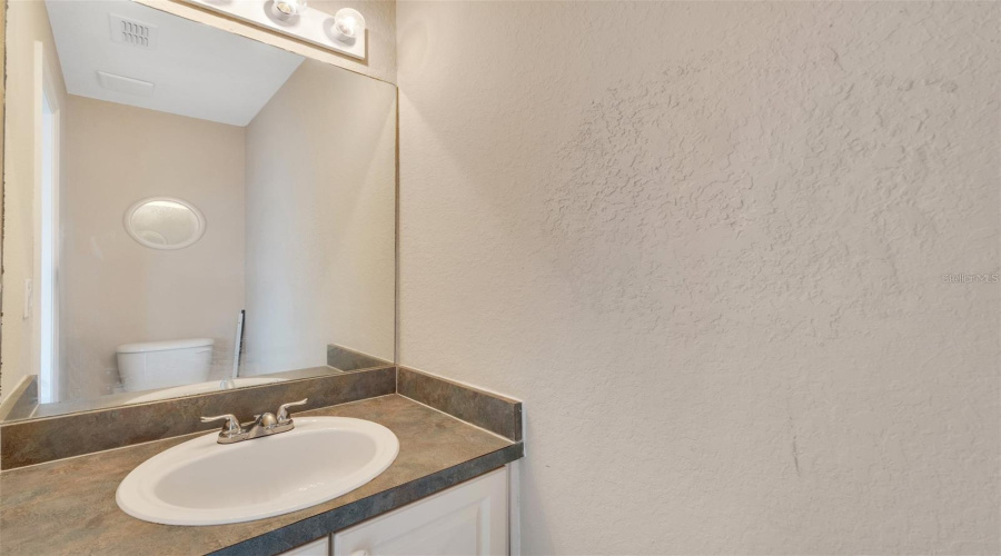 DAVENPORT, Florida 33896, 5 Bedrooms Bedrooms, ,4 BathroomsBathrooms,Residential,For Sale,WINDSOR,0,MFRO6424888