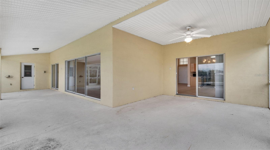 DAVENPORT, Florida 33896, 5 Bedrooms Bedrooms, ,4 BathroomsBathrooms,Residential,For Sale,WINDSOR,0,MFRO6424888