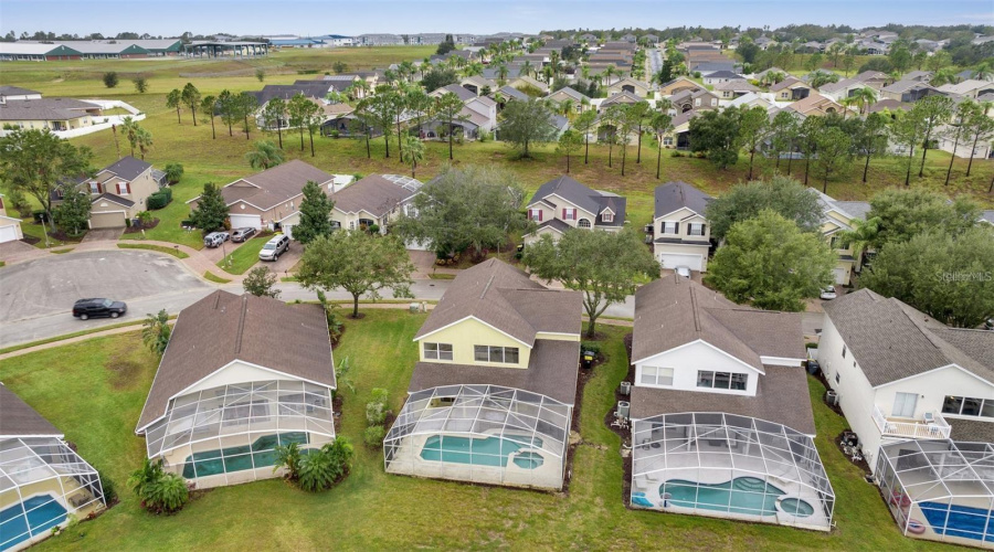 DAVENPORT, Florida 33896, 5 Bedrooms Bedrooms, ,4 BathroomsBathrooms,Residential,For Sale,WINDSOR,0,MFRO6424888