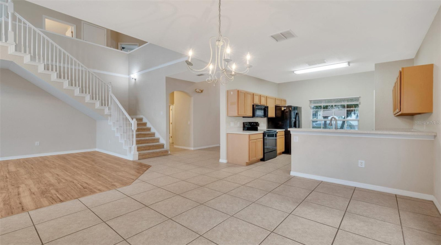 DAVENPORT, Florida 33896, 5 Bedrooms Bedrooms, ,4 BathroomsBathrooms,Residential,For Sale,WINDSOR,0,MFRO6424888