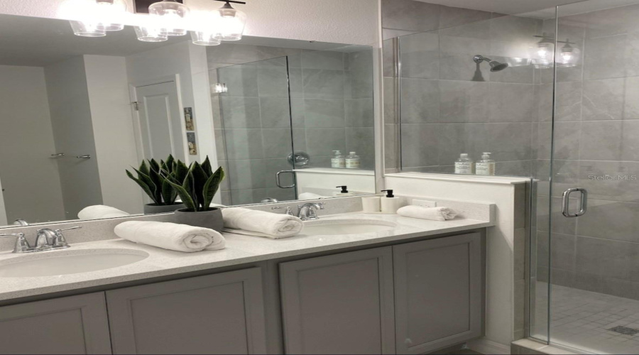 DAVENPORT, Florida 33896, 3 Bedrooms Bedrooms, ,2 BathroomsBathrooms,Residential,For Sale,DISCOVERY,0,MFRS5153869