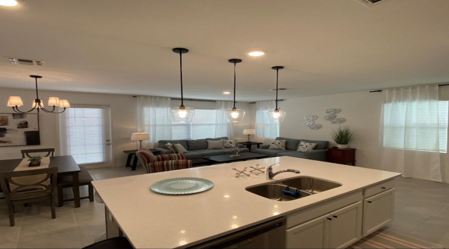 DAVENPORT, Florida 33896, 3 Bedrooms Bedrooms, ,2 BathroomsBathrooms,Residential,For Sale,DISCOVERY,0,MFRS5153869