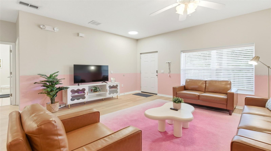 KISSIMMEE, Florida 34747, 3 Bedrooms Bedrooms, ,2 BathroomsBathrooms,Residential,For Sale,SUN LAKE,0,MFRO6425761