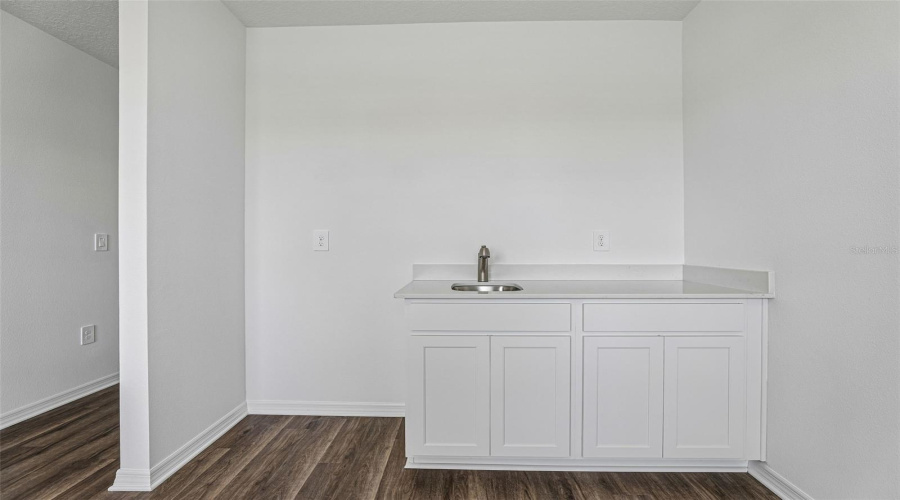 DAVENPORT, Florida 33837, 4 Bedrooms Bedrooms, ,3 BathroomsBathrooms,Residential,For Sale,LIMEKLIN FALLS,0,MFRO6425765