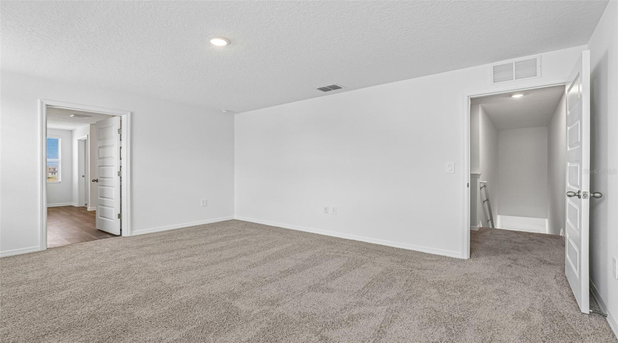 DAVENPORT, Florida 33837, 4 Bedrooms Bedrooms, ,3 BathroomsBathrooms,Residential,For Sale,LIMEKLIN FALLS,0,MFRO6425765