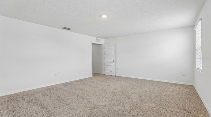 DAVENPORT, Florida 33837, 4 Bedrooms Bedrooms, ,3 BathroomsBathrooms,Residential,For Sale,LIMEKLIN FALLS,0,MFRO6425765