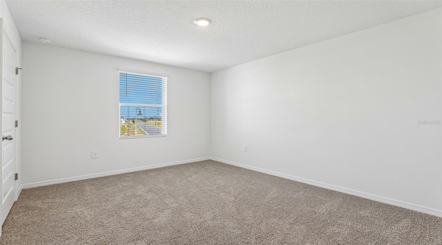 DAVENPORT, Florida 33837, 4 Bedrooms Bedrooms, ,3 BathroomsBathrooms,Residential,For Sale,LIMEKLIN FALLS,0,MFRO6425765