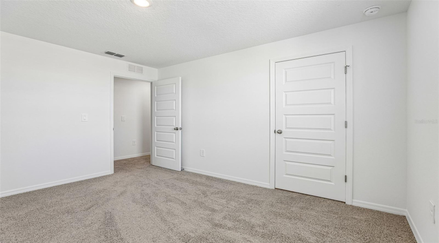 DAVENPORT, Florida 33837, 4 Bedrooms Bedrooms, ,3 BathroomsBathrooms,Residential,For Sale,LIMEKLIN FALLS,0,MFRO6425765