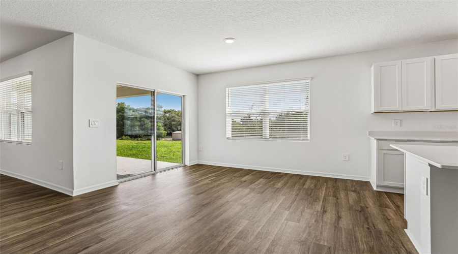 DAVENPORT, Florida 33837, 4 Bedrooms Bedrooms, ,3 BathroomsBathrooms,Residential,For Sale,LIMEKLIN FALLS,0,MFRO6425765