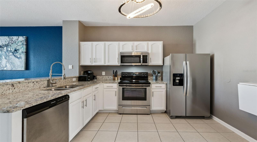 KISSIMMEE, Florida 34747, 3 Bedrooms Bedrooms, ,3 BathroomsBathrooms,Residential,For Sale,MANESHAW,0,MFRO6421480