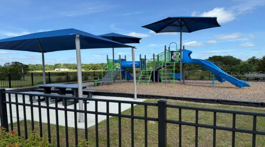 DAVENPORT, Florida 33837, 4 Bedrooms Bedrooms, ,2 BathroomsBathrooms,Residential,For Sale,FLEUR,0,MFRO6422872