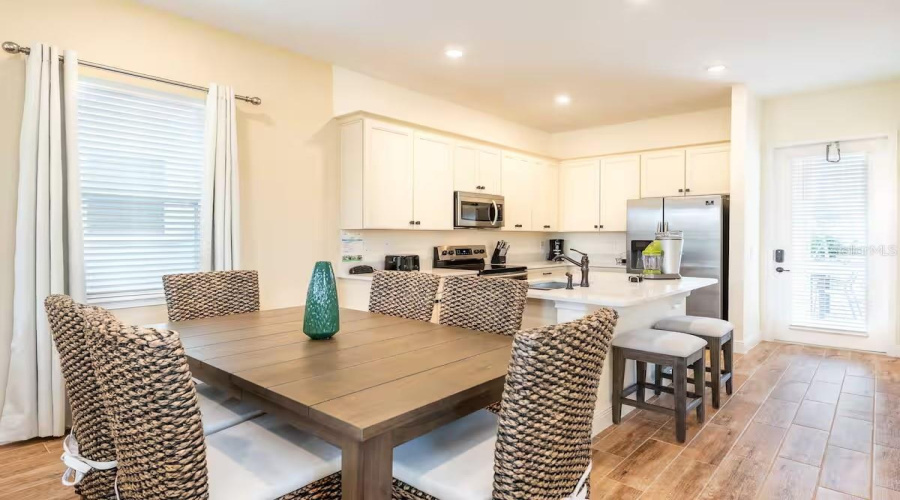 KISSIMMEE, Florida 34747, 4 Bedrooms Bedrooms, ,4 BathroomsBathrooms,Residential,For Sale,SALTED RIM,0,MFRO6419668