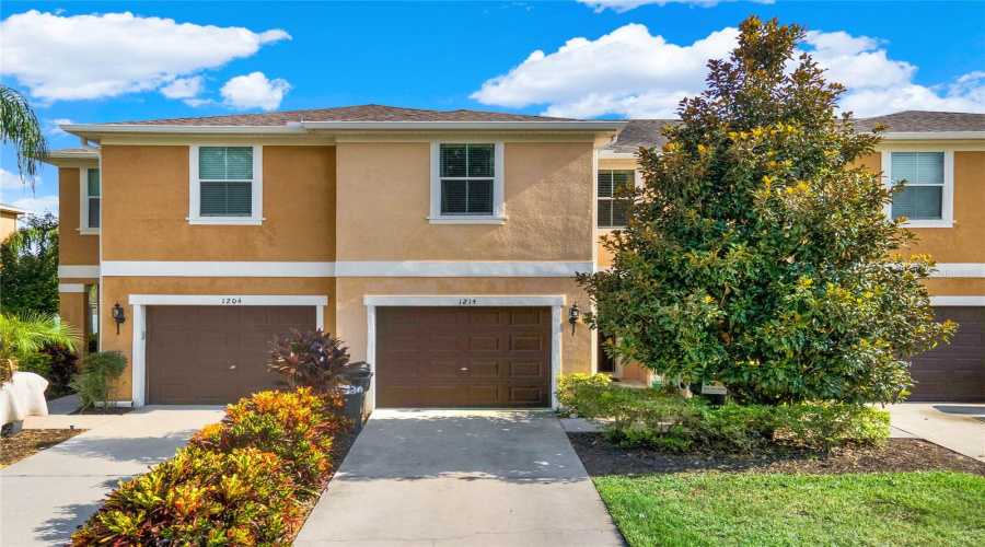 DAVENPORT, Florida 33897, 3 Bedrooms Bedrooms, ,2 BathroomsBathrooms,Residential,For Sale,CHELSEA,0,MFRO6425727