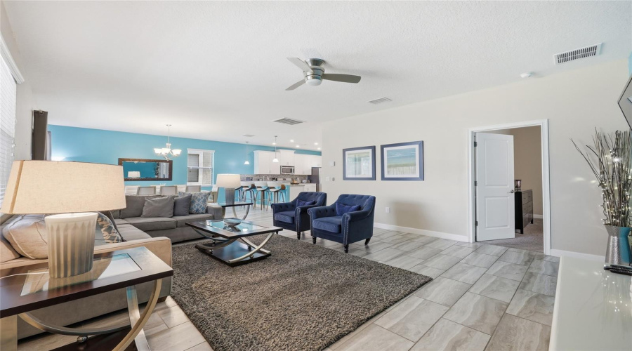 DAVENPORT, Florida 33896, 5 Bedrooms Bedrooms, ,4 BathroomsBathrooms,Residential,For Sale,ROLLING FAIRWAY,0,MFRO6425069