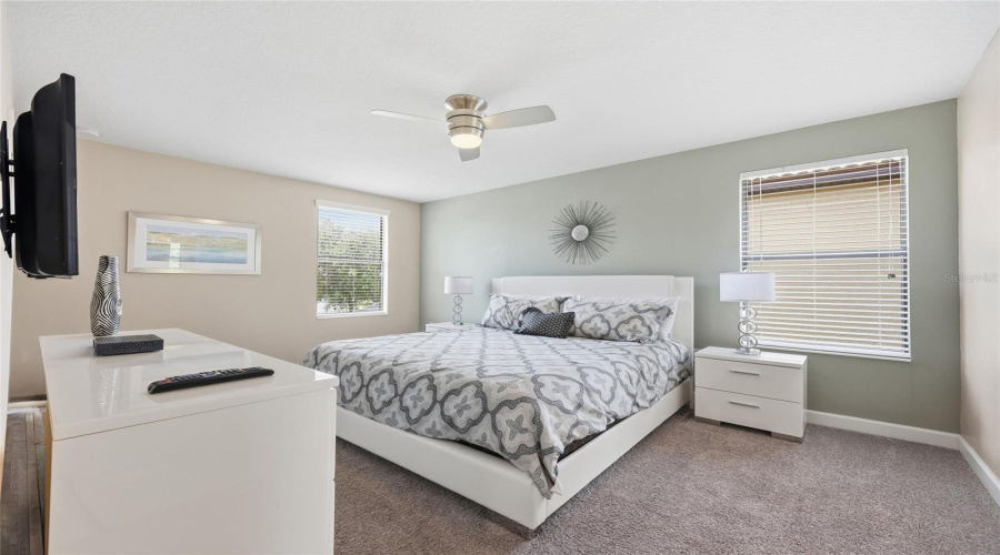 DAVENPORT, Florida 33896, 5 Bedrooms Bedrooms, ,4 BathroomsBathrooms,Residential,For Sale,ROLLING FAIRWAY,0,MFRO6425069