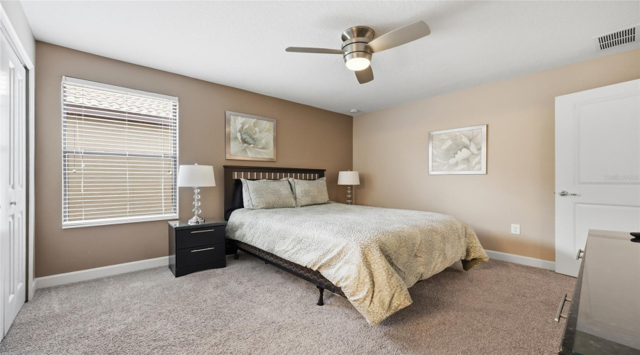 DAVENPORT, Florida 33896, 5 Bedrooms Bedrooms, ,4 BathroomsBathrooms,Residential,For Sale,ROLLING FAIRWAY,0,MFRO6425069