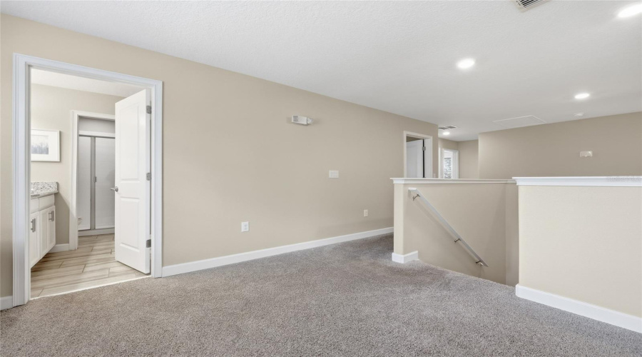 DAVENPORT, Florida 33896, 5 Bedrooms Bedrooms, ,4 BathroomsBathrooms,Residential,For Sale,ROLLING FAIRWAY,0,MFRO6425069