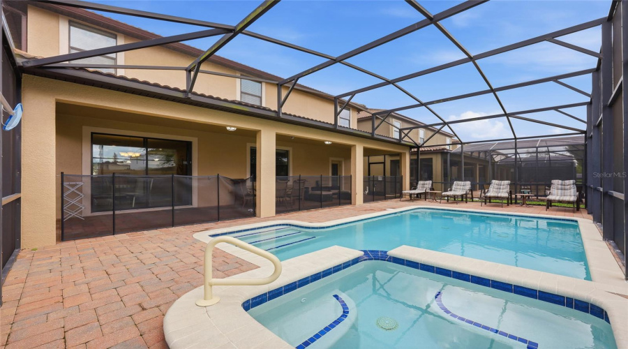 DAVENPORT, Florida 33896, 5 Bedrooms Bedrooms, ,4 BathroomsBathrooms,Residential,For Sale,ROLLING FAIRWAY,0,MFRO6425069