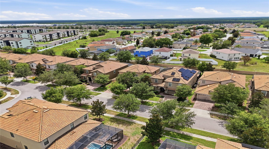 DAVENPORT, Florida 33896, 5 Bedrooms Bedrooms, ,4 BathroomsBathrooms,Residential,For Sale,ROLLING FAIRWAY,0,MFRO6425069