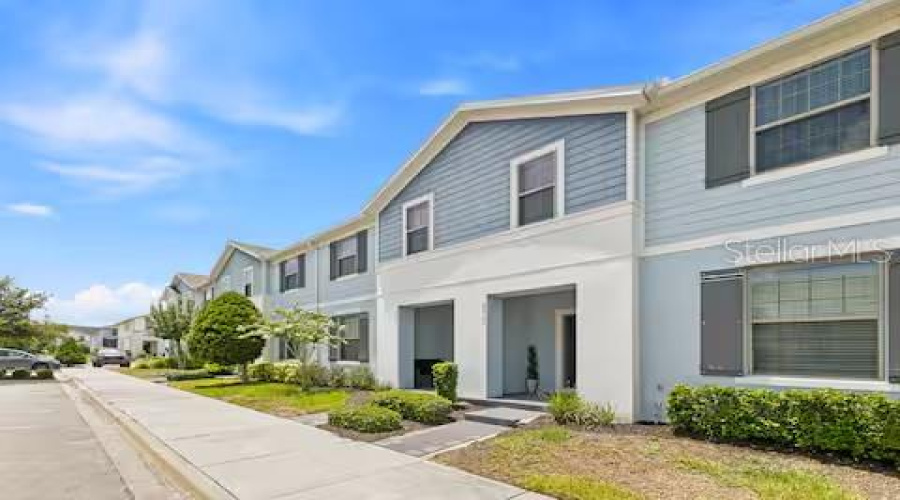 KISSIMMEE, Florida 34747, 5 Bedrooms Bedrooms, ,4 BathroomsBathrooms,Residential,For Sale,SYDNEY,0,MFRO6425993