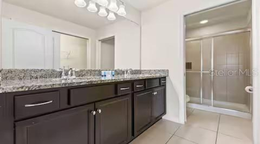 KISSIMMEE, Florida 34747, 5 Bedrooms Bedrooms, ,4 BathroomsBathrooms,Residential,For Sale,SYDNEY,0,MFRO6425993
