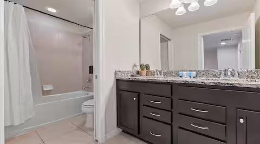 KISSIMMEE, Florida 34747, 5 Bedrooms Bedrooms, ,4 BathroomsBathrooms,Residential,For Sale,SYDNEY,0,MFRO6425993