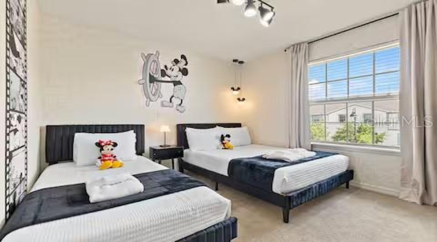 KISSIMMEE, Florida 34747, 5 Bedrooms Bedrooms, ,4 BathroomsBathrooms,Residential,For Sale,SYDNEY,0,MFRO6425993