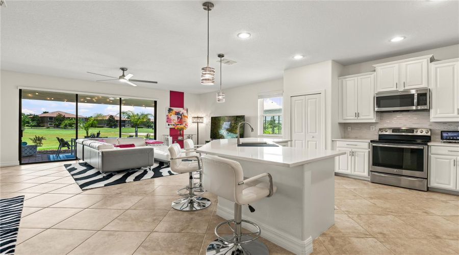 DAVENPORT, Florida 33896, 4 Bedrooms Bedrooms, ,2 BathroomsBathrooms,Residential,For Sale,PALMETTO DUNES,0,MFRS5153057