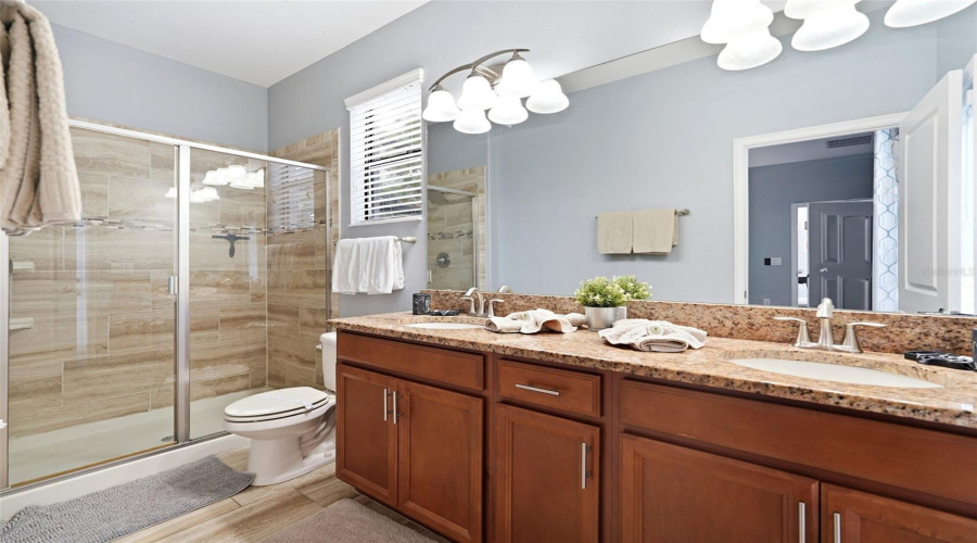 Davenport, Florida 33837, 5 Bedrooms Bedrooms, ,5 Bathroomsbathrooms,Residential,For Sale,Solterra,0,Mfro6425583