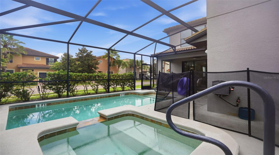 Davenport, Florida 33837, 5 Bedrooms Bedrooms, ,5 Bathroomsbathrooms,Residential,For Sale,Solterra,0,Mfro6425583