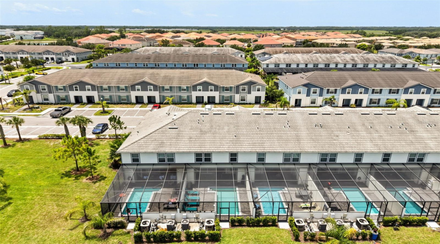 DAVENPORT, Florida 33837, 5 Bedrooms Bedrooms, ,4 BathroomsBathrooms,Residential,For Sale,OAKMOSS,0,MFRS5153752