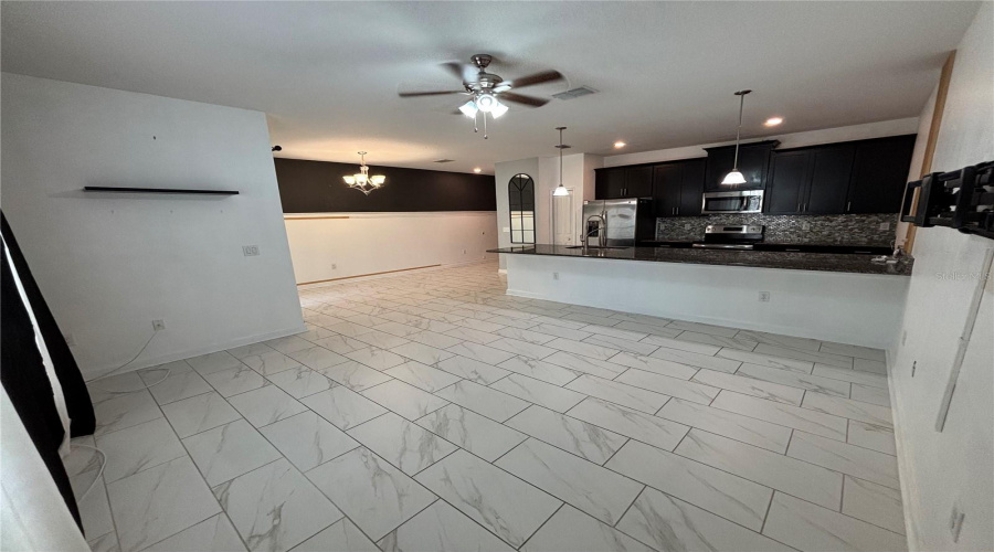 Davenport, Florida 33896, 4 Bedrooms Bedrooms, ,3 Bathroomsbathrooms,Residential,For Sale,Moon Valley,0,Mfro6426051